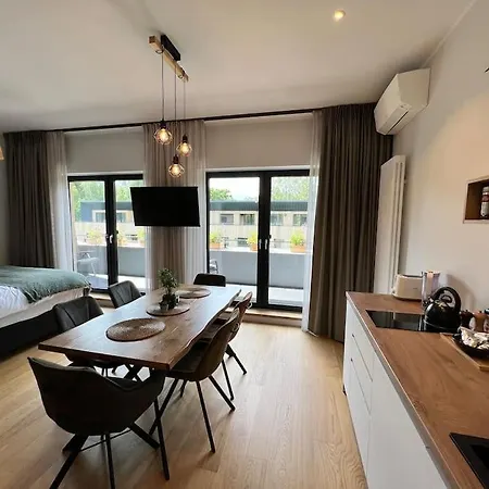 Nice Apartment With A Balcony By The Sea. Kesterciems Exterior photo
